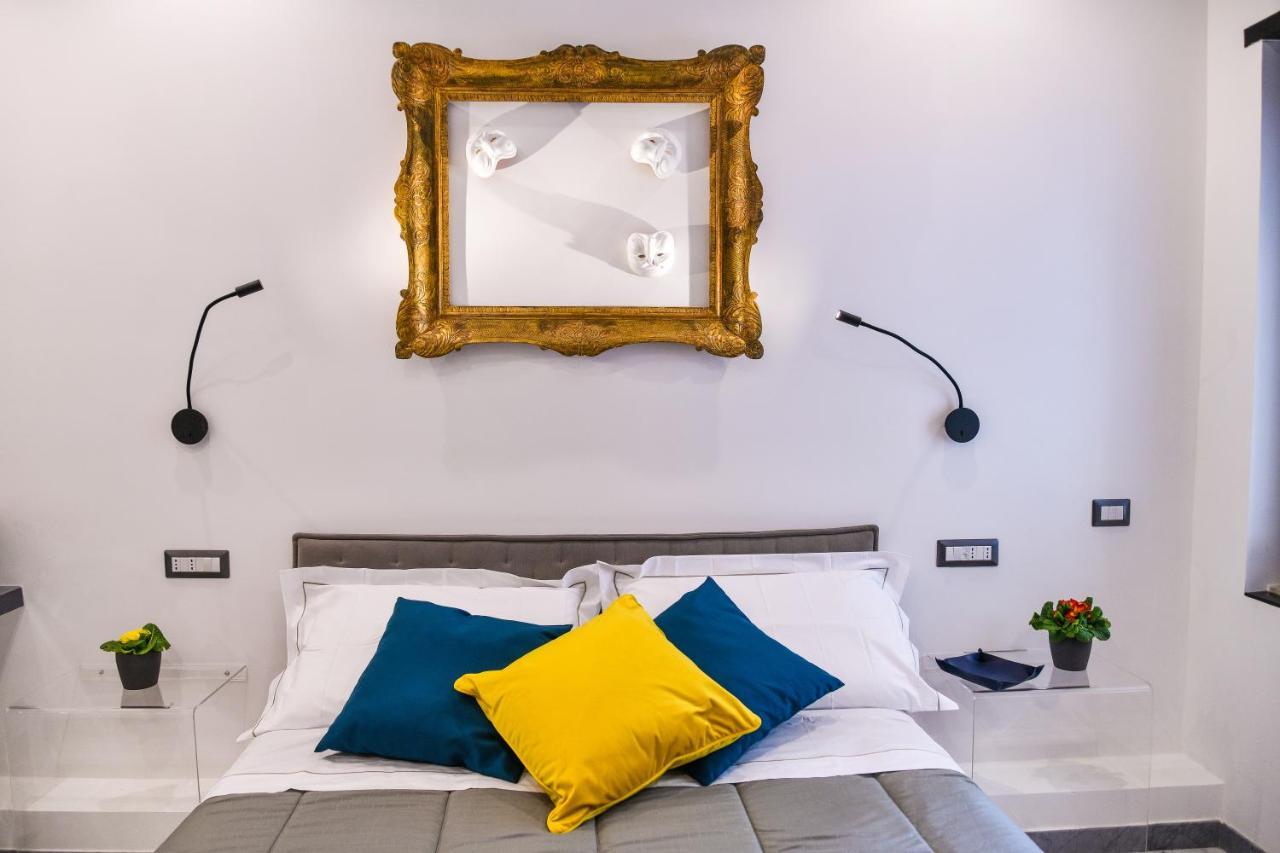Domus 42 Otel Napoli Dış mekan fotoğraf
