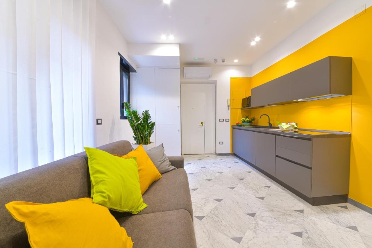 Domus 42 Otel Napoli Dış mekan fotoğraf