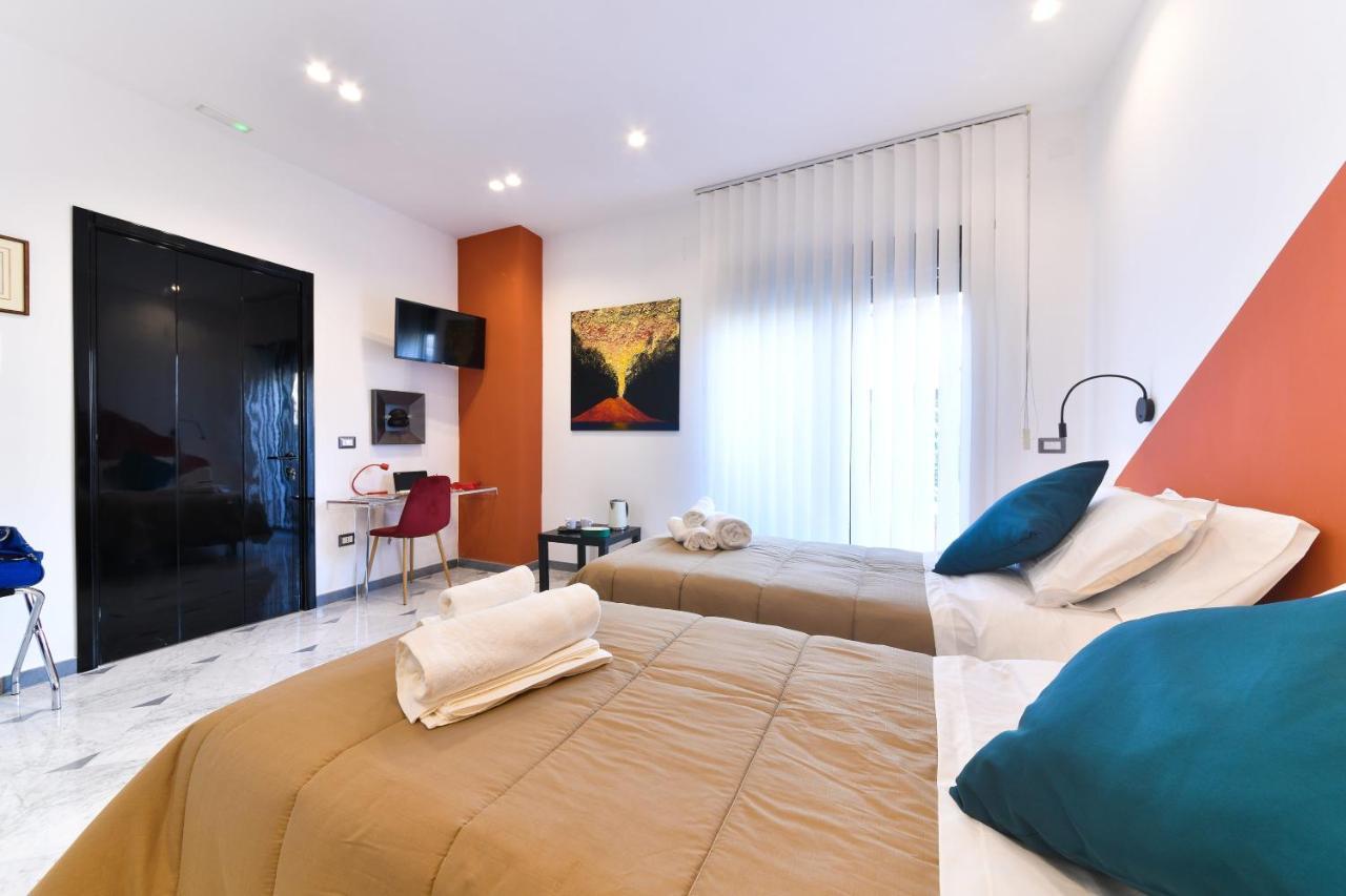 Domus 42 Otel Napoli Dış mekan fotoğraf